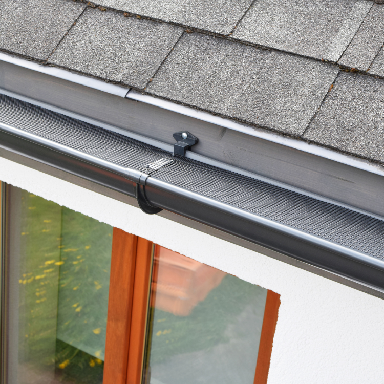 Gutters in Des Moines, IA Gutters in Des Moines, IA