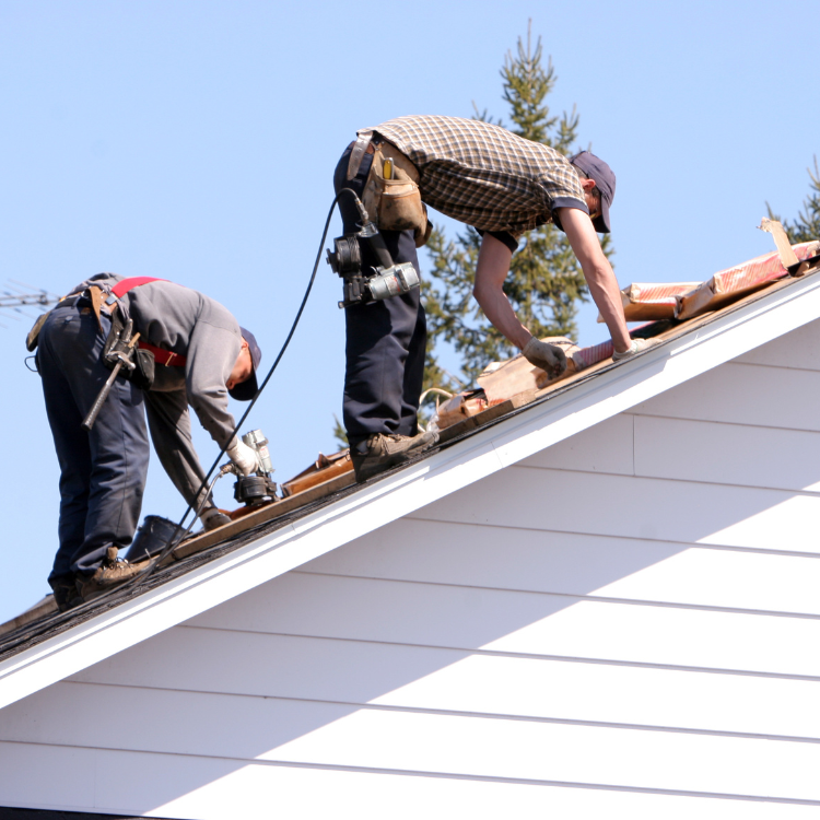 Roofing in Des Moines, IA